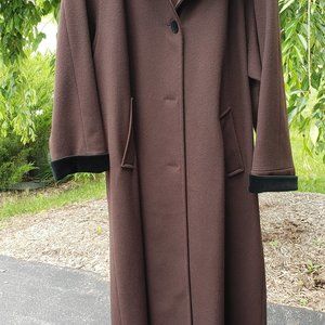 Lady's long winter wool coat with hood